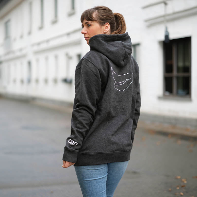 QNO „Wir machen nicht das Licht aus“ Hoodie
