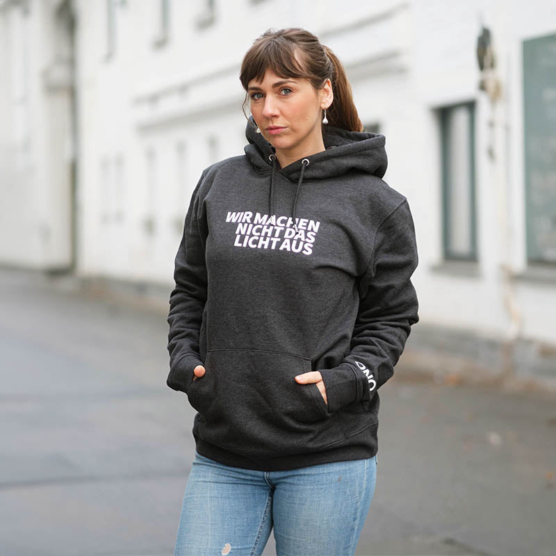 QNO „Wir machen nicht das Licht aus“ Hoodie