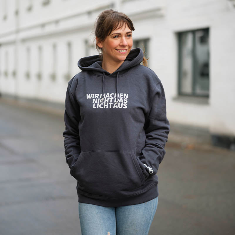 QNO „Wir machen nicht das Licht aus“ Hoodie